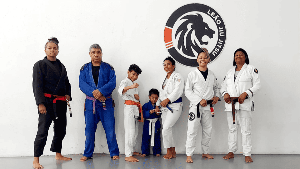 Treino Livre 03/05 na Leão Jiu-Jitsu: Técnica, Amizade e Evolução no Tatame